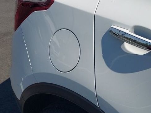 Used 2019 Buick Encore Preferred image 15