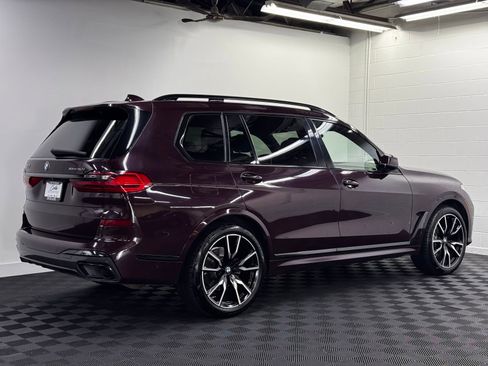 Used 2021 BMW X7 xDrive40i w/ M Sport Package AWD/4WD image 2