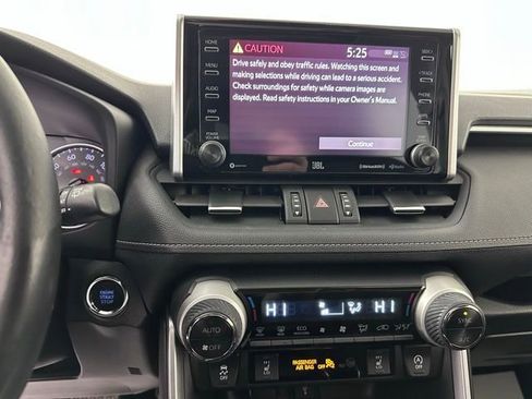 Used 2021 Toyota RAV4 XLE Premium image 24