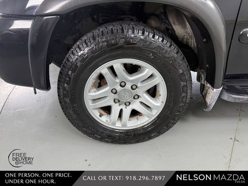 Used 2005 Toyota Tundra Limited RWD image 11