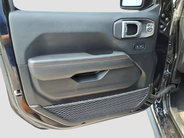 Used 2021 Jeep Gladiator Mojave w/ Cold Weather Group AWD/4WD image 23
