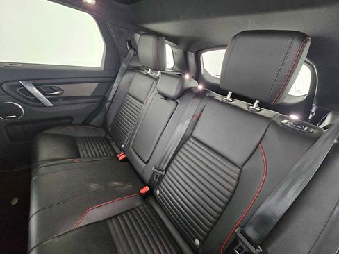 Used 2023 Land Rover Discovery Sport SE R-Dynamic image 17