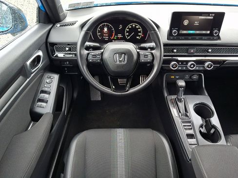 Used 2023 Honda Civic Sport image 11