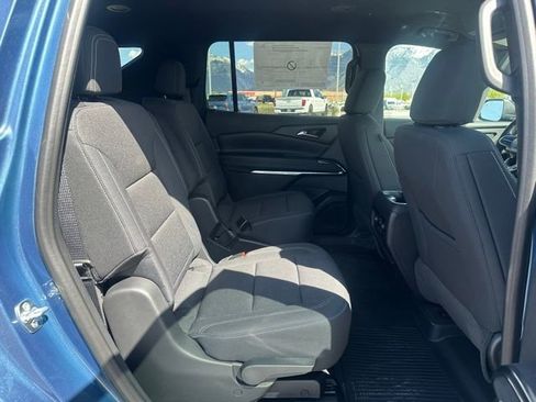 New 2026 Chevrolet Traverse LT w/ Midnight/Sport Edition AWD/4WD image 14