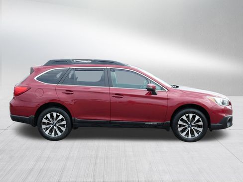 Used 2015 Subaru Outback 3.6R Limited AWD/4WD image 6