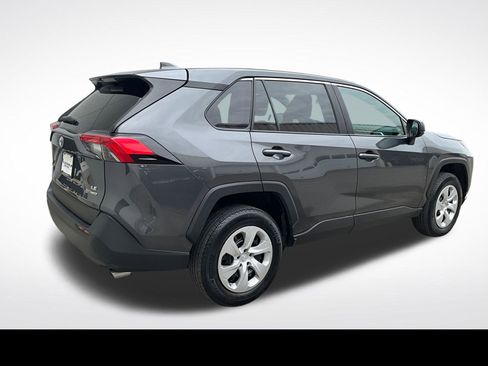 Used 2024 Toyota RAV4 LE AWD/4WD image 19