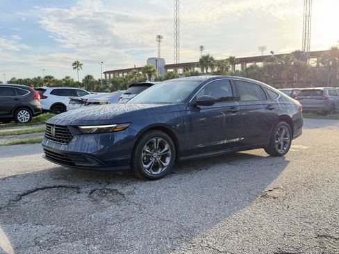 Used 2024 Honda Accord EX image 9