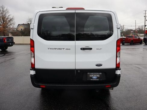 Used 2023 Ford Transit 350 XLT image 4