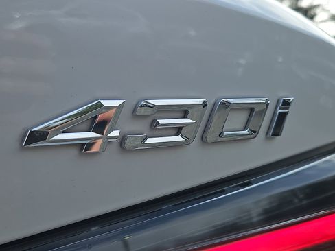 Used 2022 BMW 430i xDrive Convertible w/ Convenience Package image 33