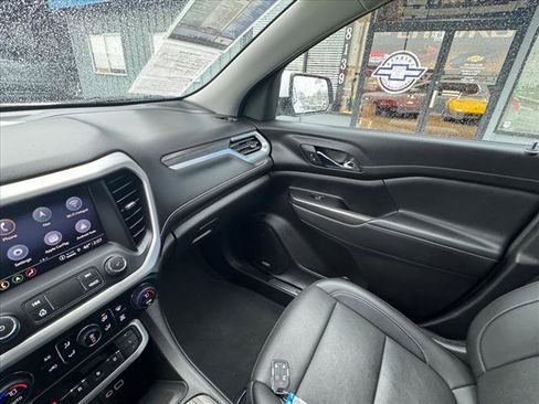 Used 2023 GMC Acadia SLT AWD/4WD image 15