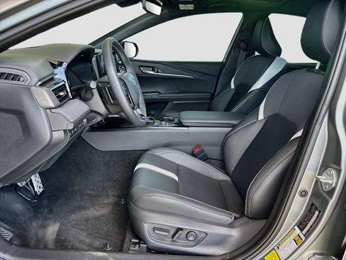 Certified 2026 Toyota Camry SE w/ Convenience Package FWD image 19