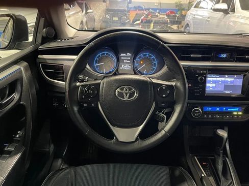 Used 2015 Toyota Corolla S image 11