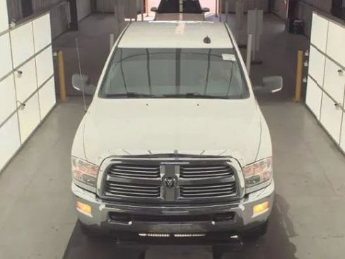 Used 2018 RAM 2500 Big Horn image 2