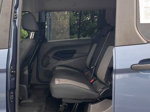 Used 2022 Ford Transit Connect XL FWD image 14