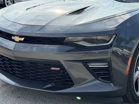 Used 2016 Chevrolet Camaro SS RWD image 10