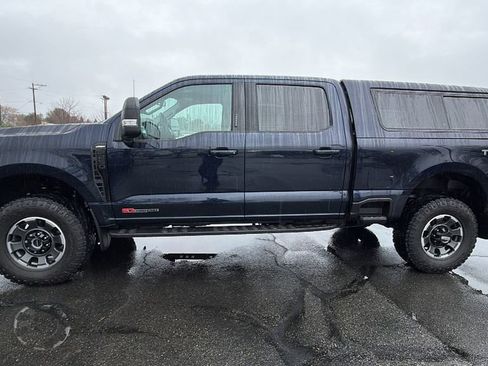 Used 2024 Ford F250 Lariat w/ Lariat Ultimate Package image 7