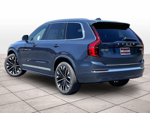 New 2026 Volvo XC90 T8 Plus w/ Protection Package AWD/4WD image 3