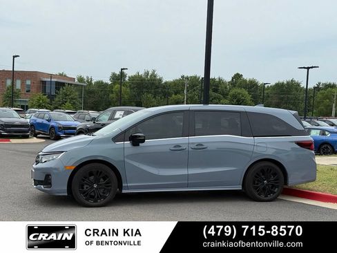 Used 2025 Honda Odyssey Sport-L image 4