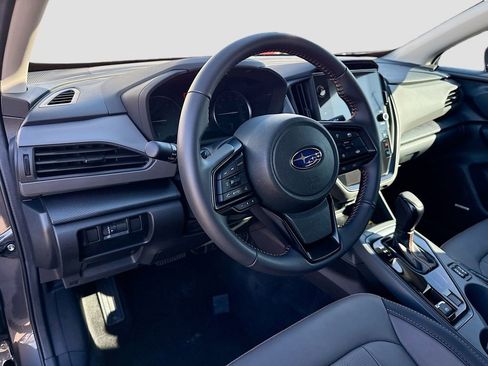 Used 2025 Subaru Crosstrek 2.5i Limited w/ Crosstrek Mirror Package image 12