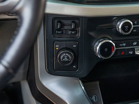 Used 2022 Ford F150 XLT w/ Equipment Group 302A High image 14