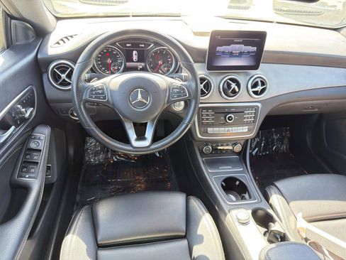 Used 2019 Mercedes-Benz CLA 250 image 7