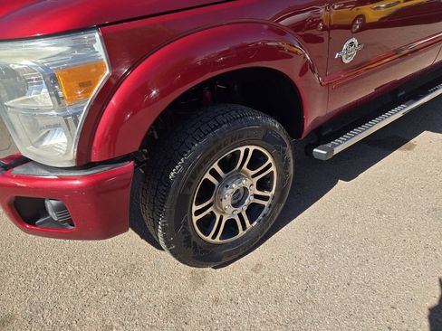 Used 2016 Ford F250 Platinum w/ FX4 Off-Road Package AWD/4WD image 4