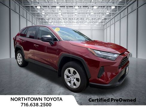 Used 2023 Toyota RAV4 LE AWD/4WD image 11