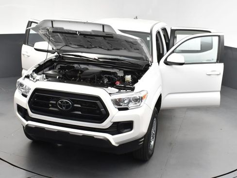 Used 2022 Toyota Tacoma SR w/ SR Convenience Package RWD image 47