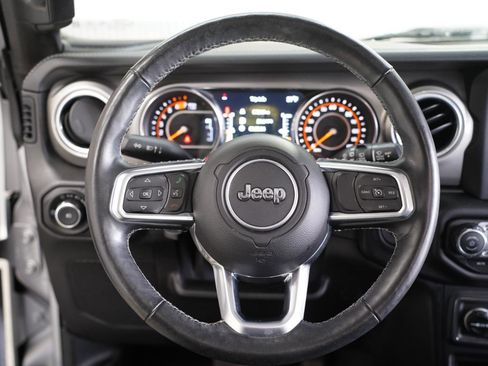 Used 2019 Jeep Wrangler Unlimited Sahara w/ Cold Weather Group image 12