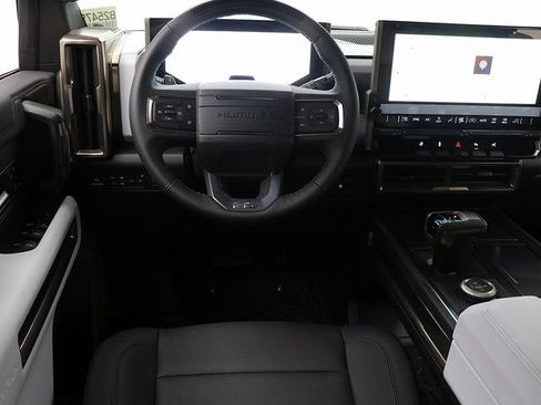 New 2025 GMC Hummer EV 2X AWD/4WD image 18