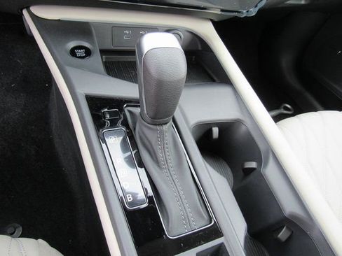 Used 2026 Nissan Sentra SL w/ Floor Mat Package image 18