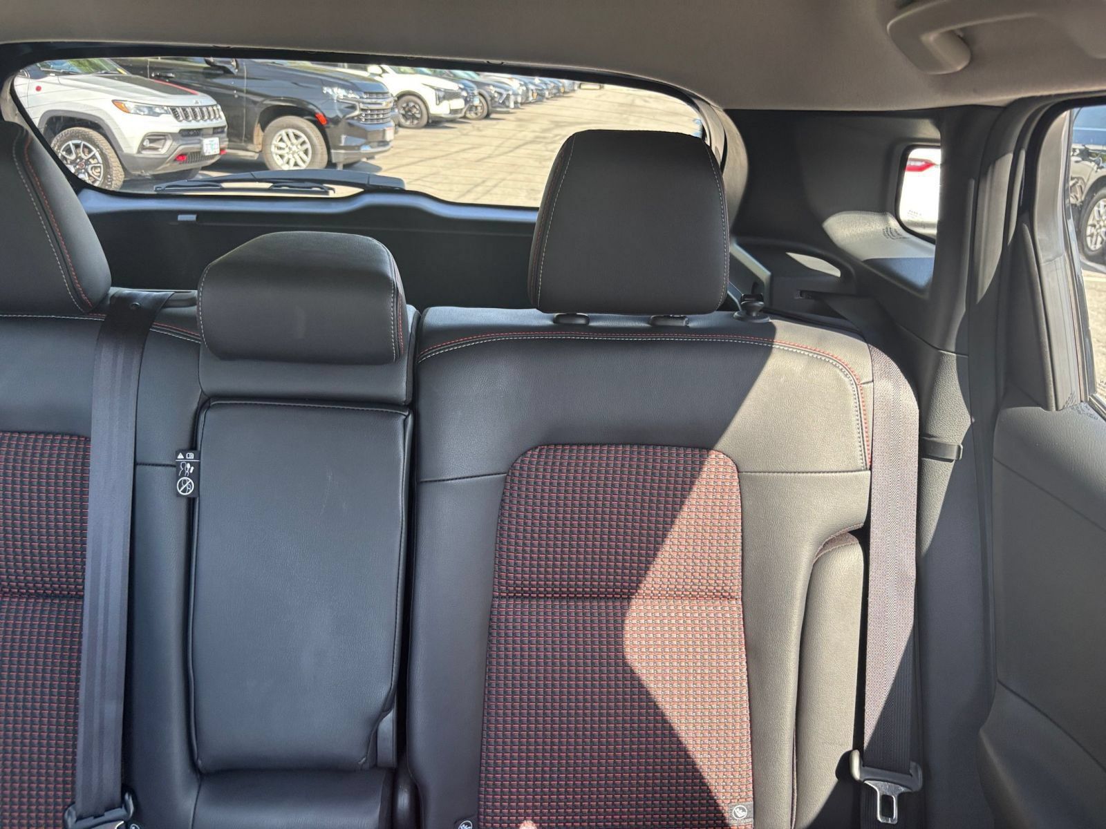 Used 2026 Nissan Kicks SR FWD image 37