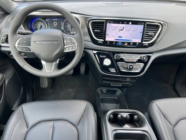 New 2027 Chrysler Pacifica Select FWD image 2