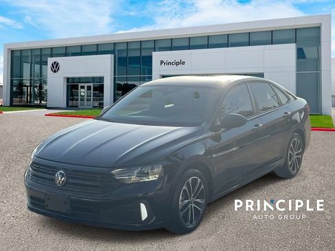 Used 2023 Volkswagen Jetta Sport FWD image 1