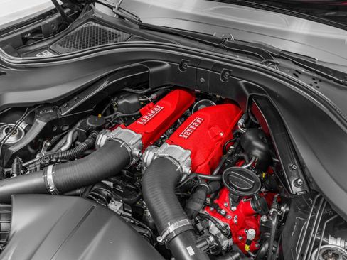 Certified 2024 Ferrari Roma image 21