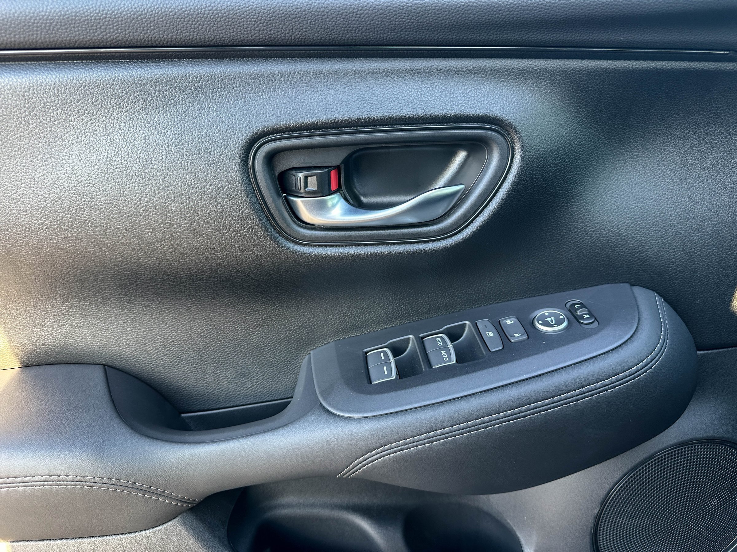 New 2027 Honda HR-V EX-L image 14