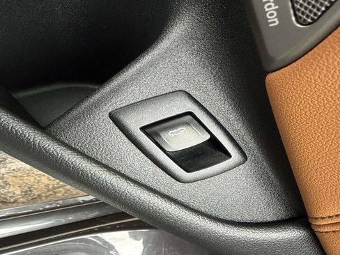 Used 2023 BMW 530i xDrive w/ Premium Package AWD/4WD image 19