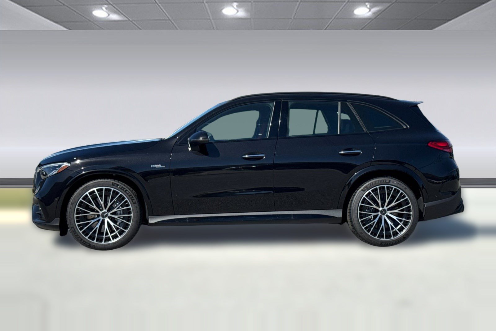 New 2026 Mercedes-Benz GLC 43 AMG 4MATIC image 2