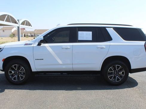 Used 2021 Chevrolet Tahoe Z71 w/ Rear Media and Nav Package AWD/4WD image 9