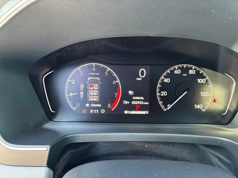 Certified 2025 Honda Pilot Touring image 19