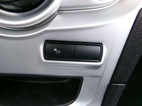 Used 2014 Ford Fiesta SE FWD image 20