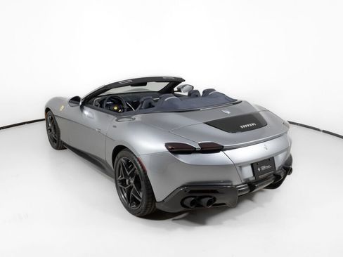 Used 2025 Ferrari Roma image 5