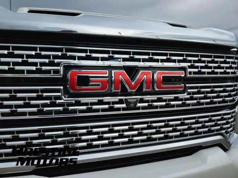 Used 2023 GMC Sierra 2500 Denali image 30