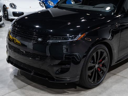 Used 2025 Land Rover Range Rover Sport Dynamic SE image 15