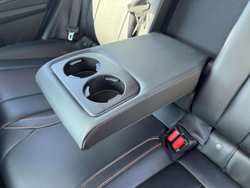 Used 2023 Subaru Crosstrek 2.5i Limited w/ Moonroof Package image 11