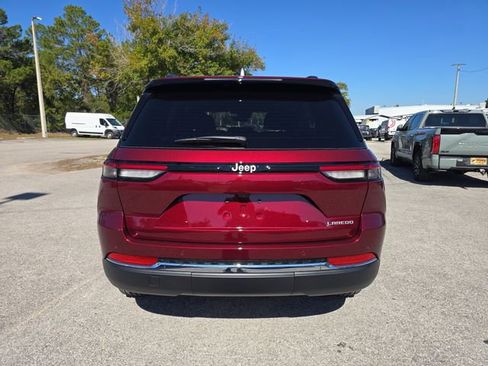 New 2025 Jeep Grand Cherokee Laredo X w/ Luxury Tech Group I image 5