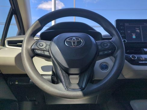 Used 2020 Toyota Corolla LE FWD image 15
