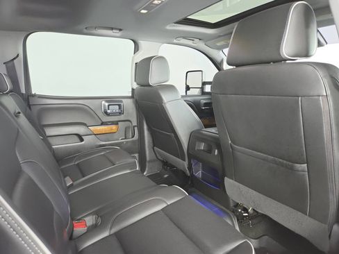 Used 2018 Chevrolet Silverado 2500 High Country AWD/4WD image 37