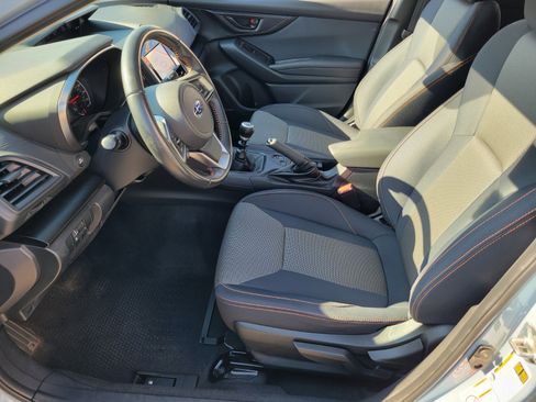 Used 2019 Subaru Crosstrek 2.0i Premium image 10