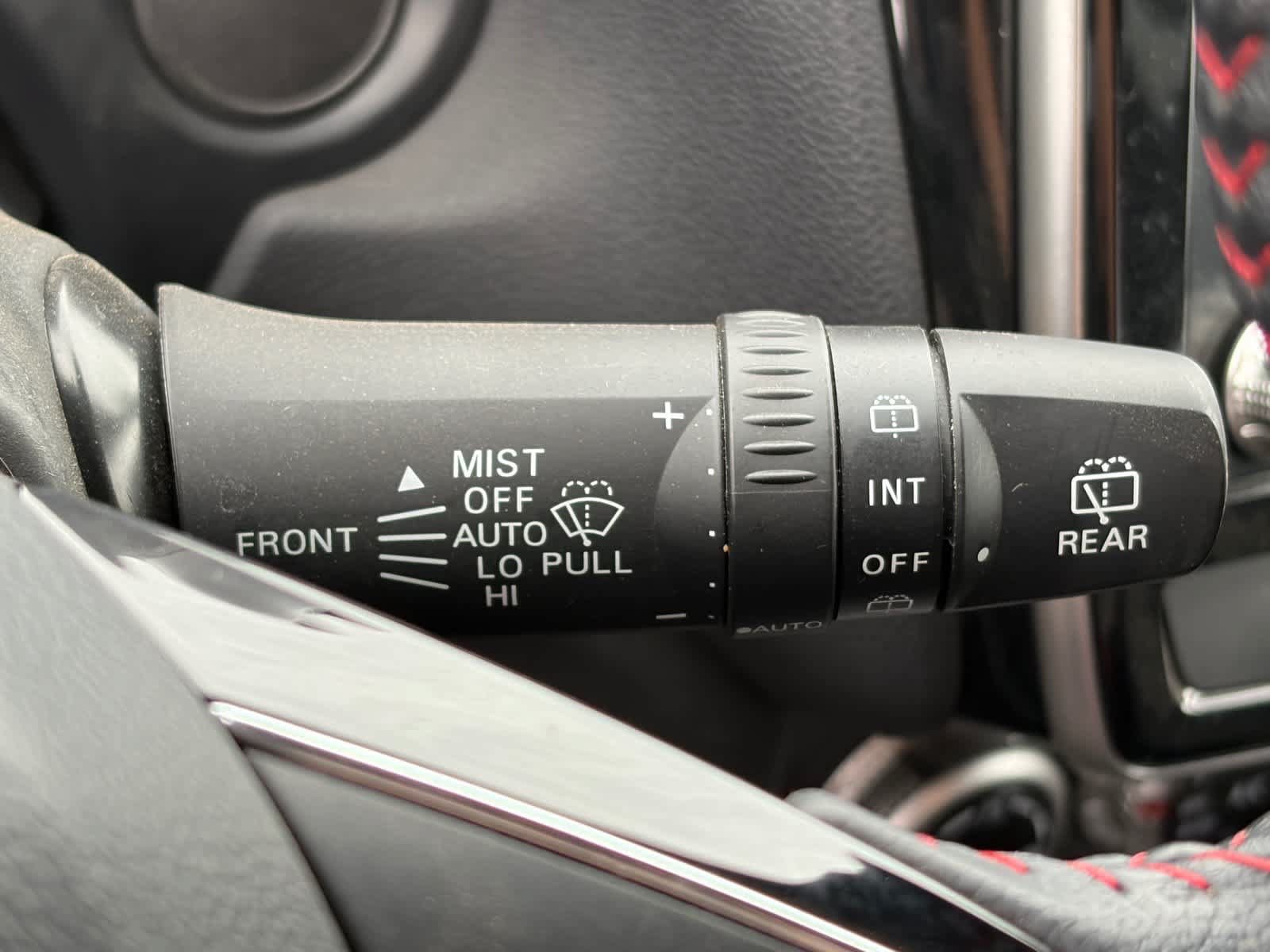 Used 2025 Mitsubishi Outlander Sport LE AWD/4WD image 23